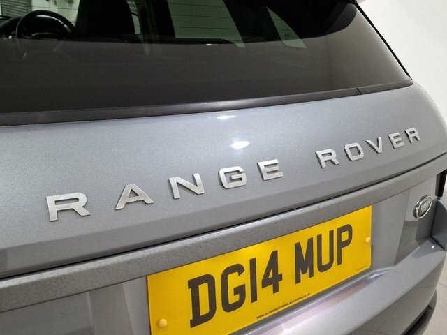 Land Rover Range Rover Evoque 2.2 Sd4 Pure 9 Tech Pack White #82