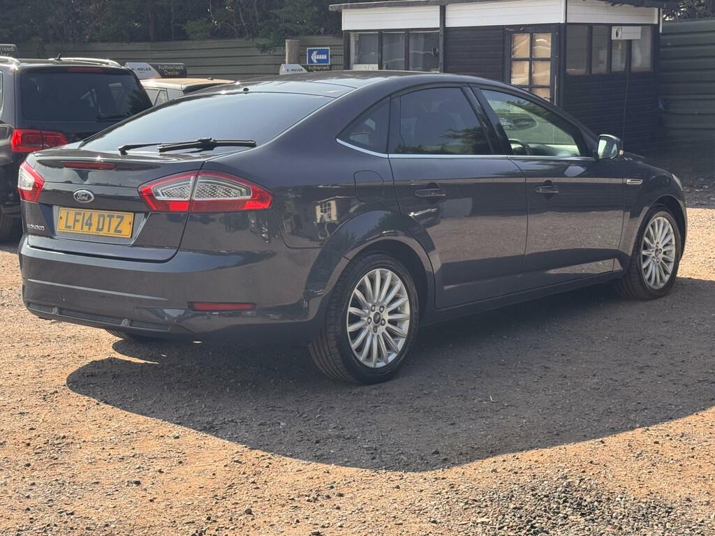 Ford Mondeo Black #26