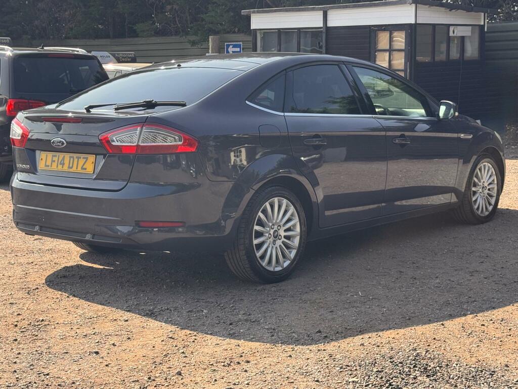 Ford Mondeo Black #25