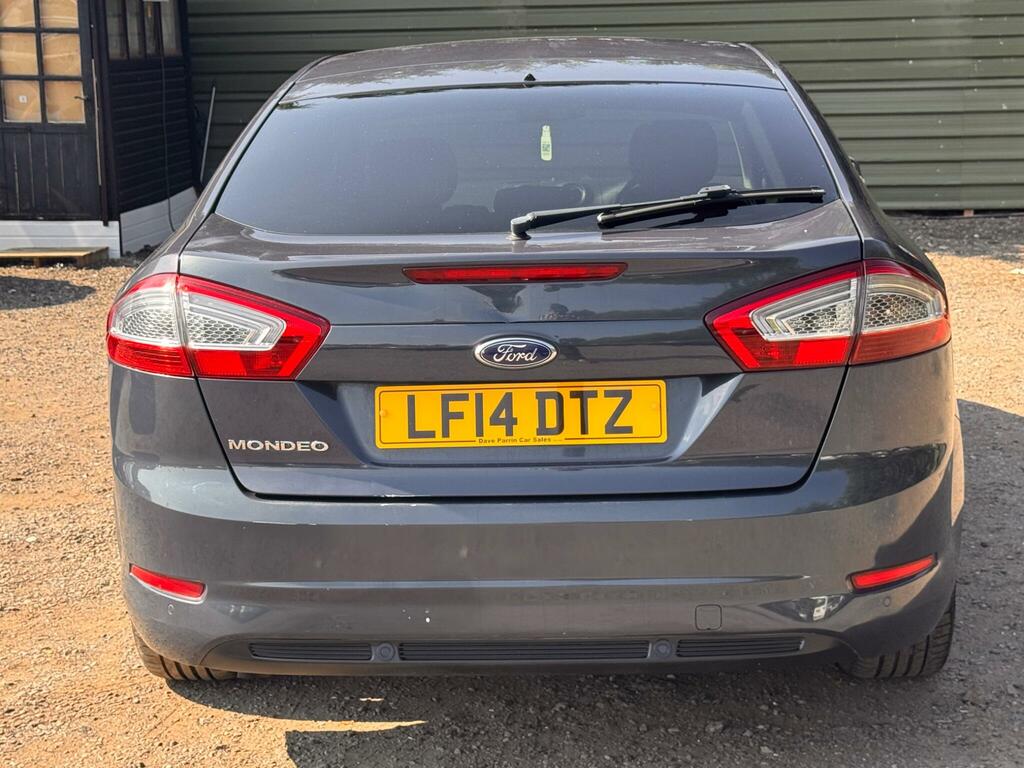 Ford Mondeo Black #19