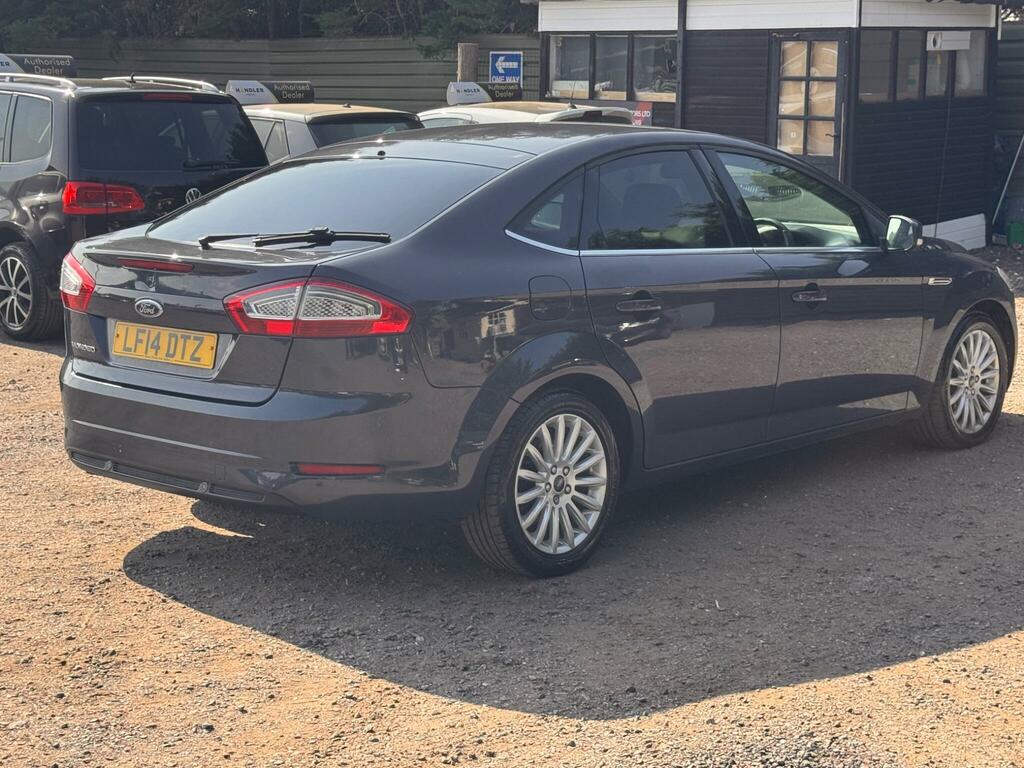 Ford Mondeo Black #27