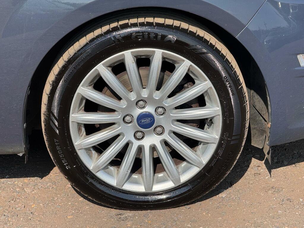 Ford Mondeo Black #46