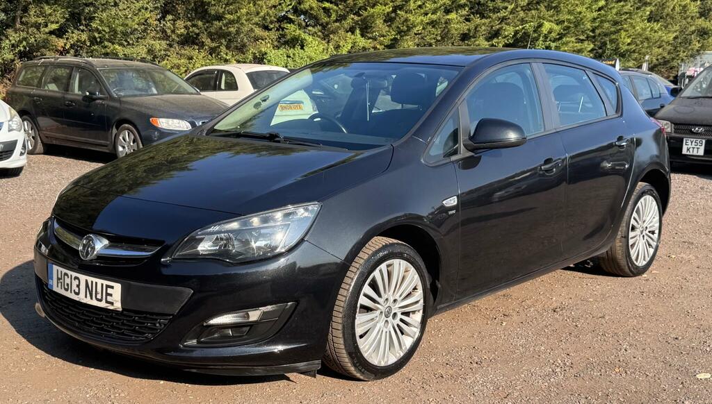 Vauxhall Astra Energy Black #2