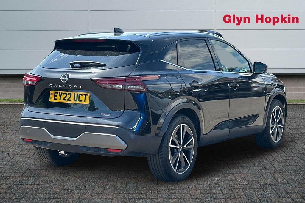 Nissan Qashqai 1.3 Dig-t Mh 158 Tekna Xtronic EY22UCT Black #3