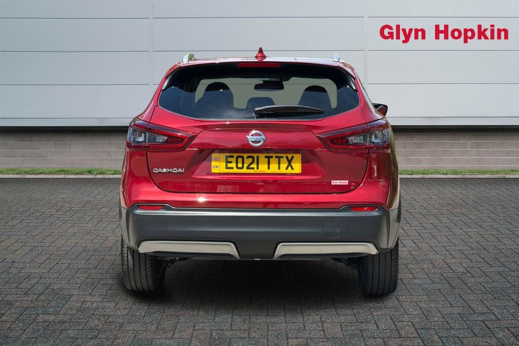 Nissan Qashqai 1.3 Dig-t 160 157 N-connecta Dct Glass Roof Red #4