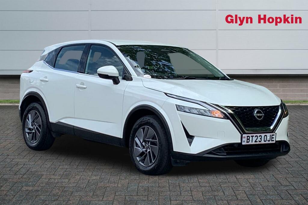 Nissan Qashqai 1.3 Dig-t Mh Acenta Premium BT23OJE White
