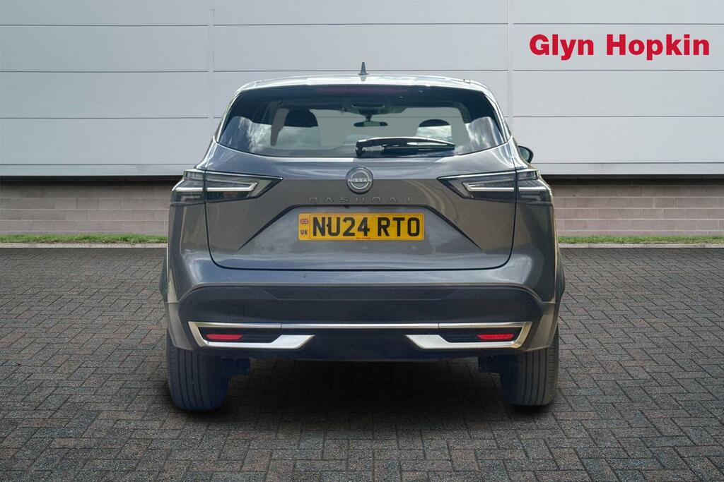 Nissan Qashqai 1.3 Dig-t Mh Acenta Premium NU24RTO #4