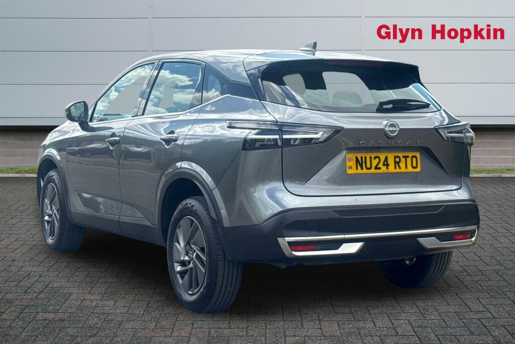 Nissan Qashqai 1.3 Dig-t Mh Acenta Premium NU24RTO #5