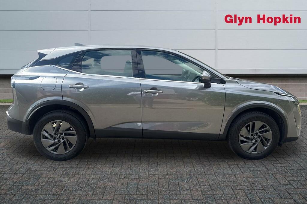 Nissan Qashqai 1.3 Dig-t Mh Acenta Premium NU24RTO #2