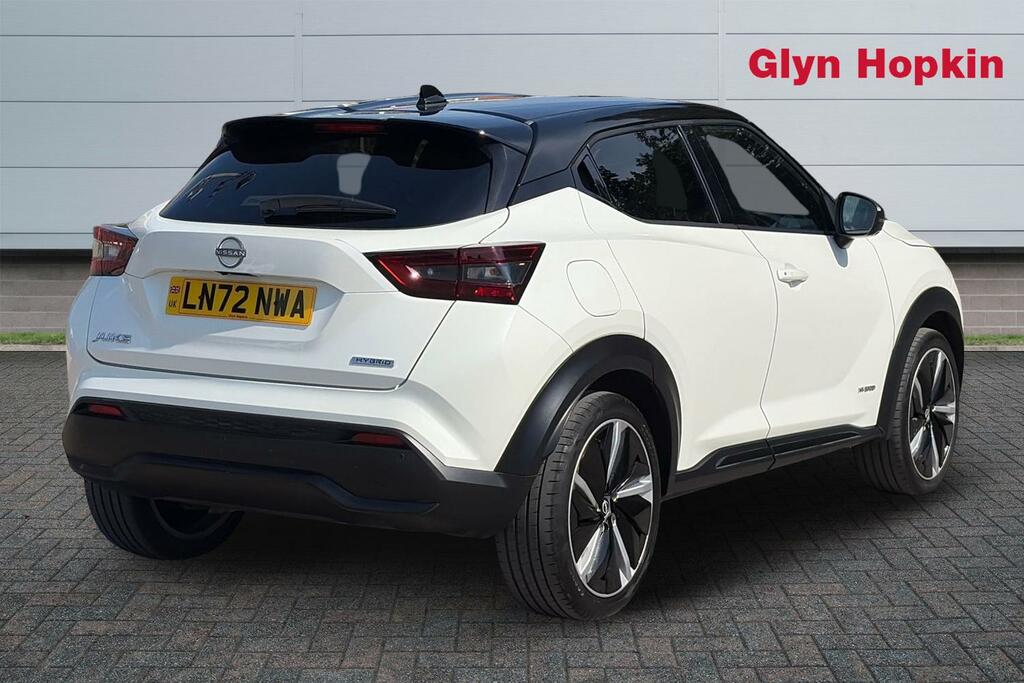 Nissan Juke 1.6 Hybrid Tekna LN72NWA White #3