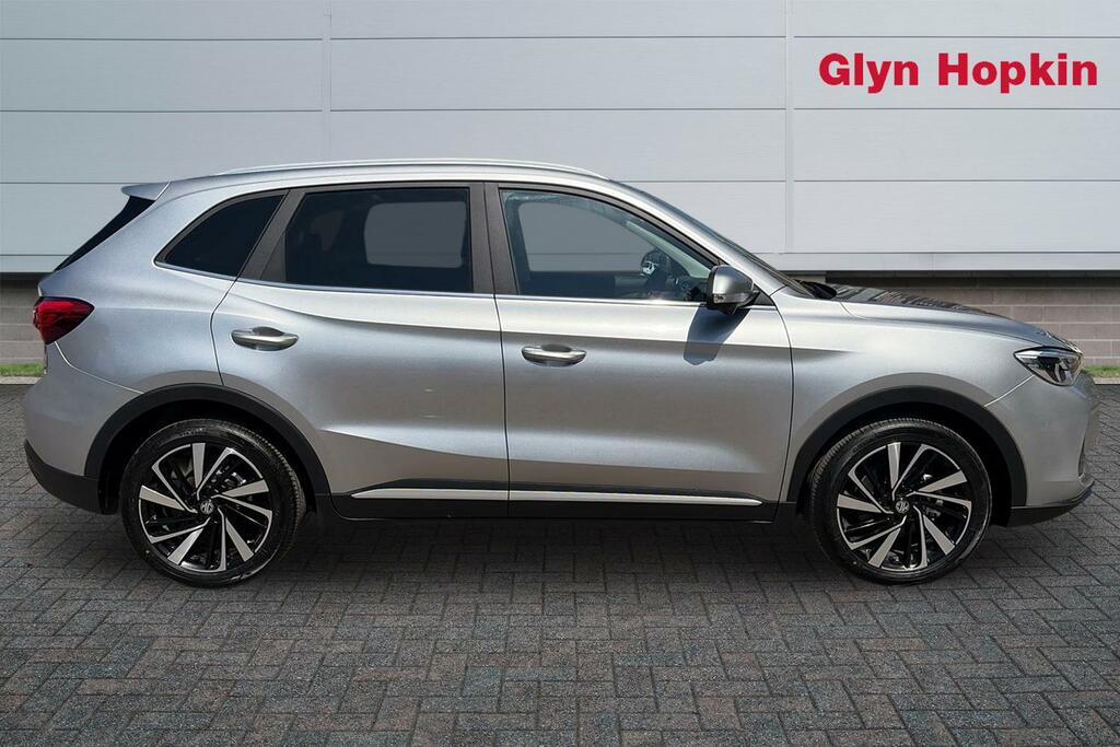 MG ZS 1.5 Hybrid Trophy LX26JVO Silver #2