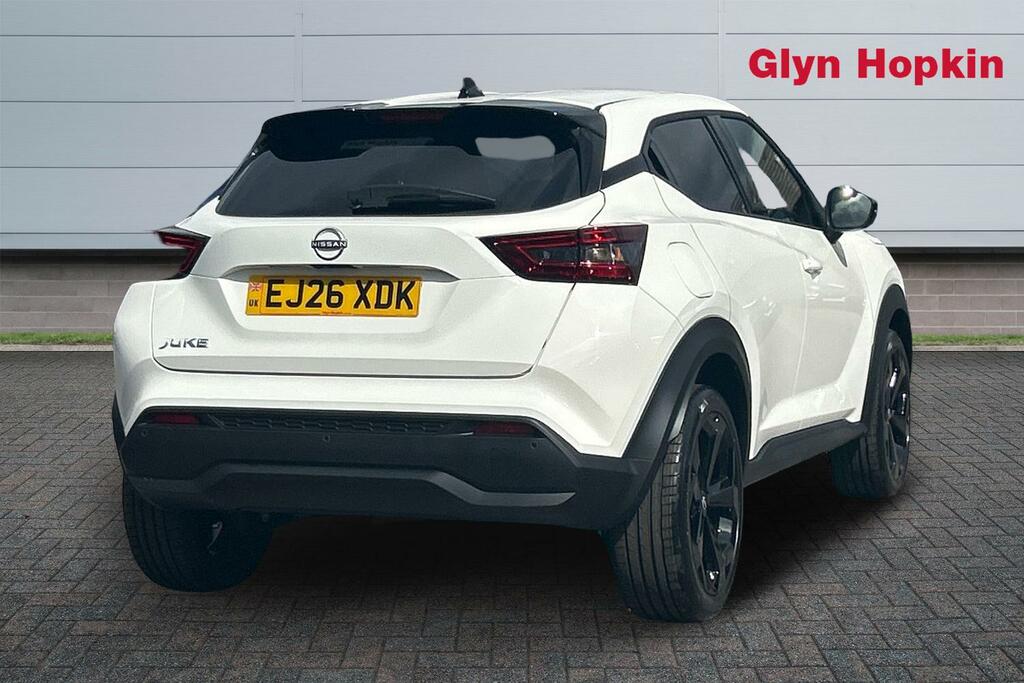 Nissan Juke Hatchback EJ26XDK White #3