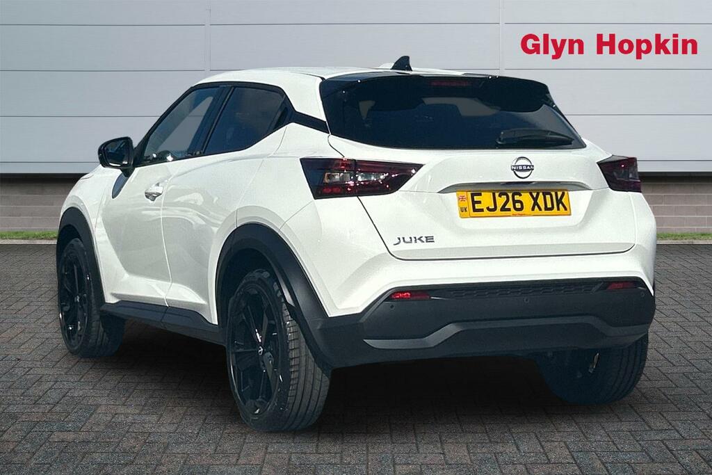 Nissan Juke Hatchback EJ26XDK White #5