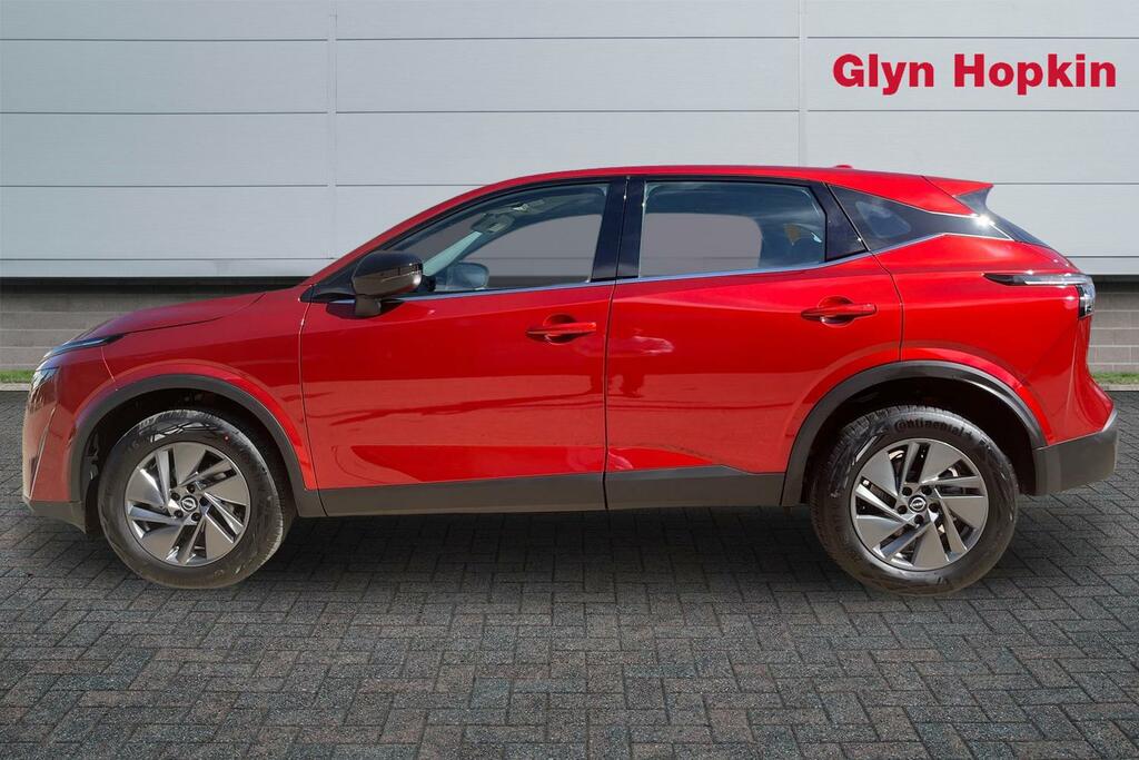Nissan Qashqai 1.3 Dig-t Mh Acenta Premium LM26WGJ Red #6