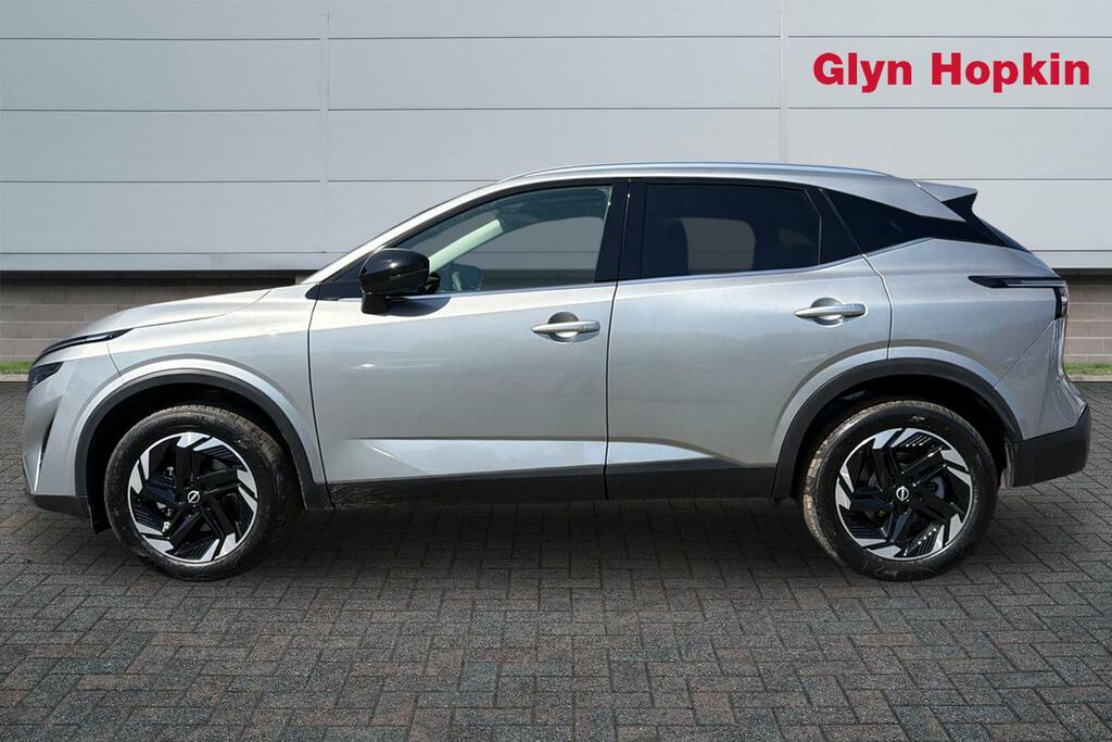 Nissan Qashqai 1.3 Dig-t Mh N-connecta Glass Roof EN26KRO Silver #6