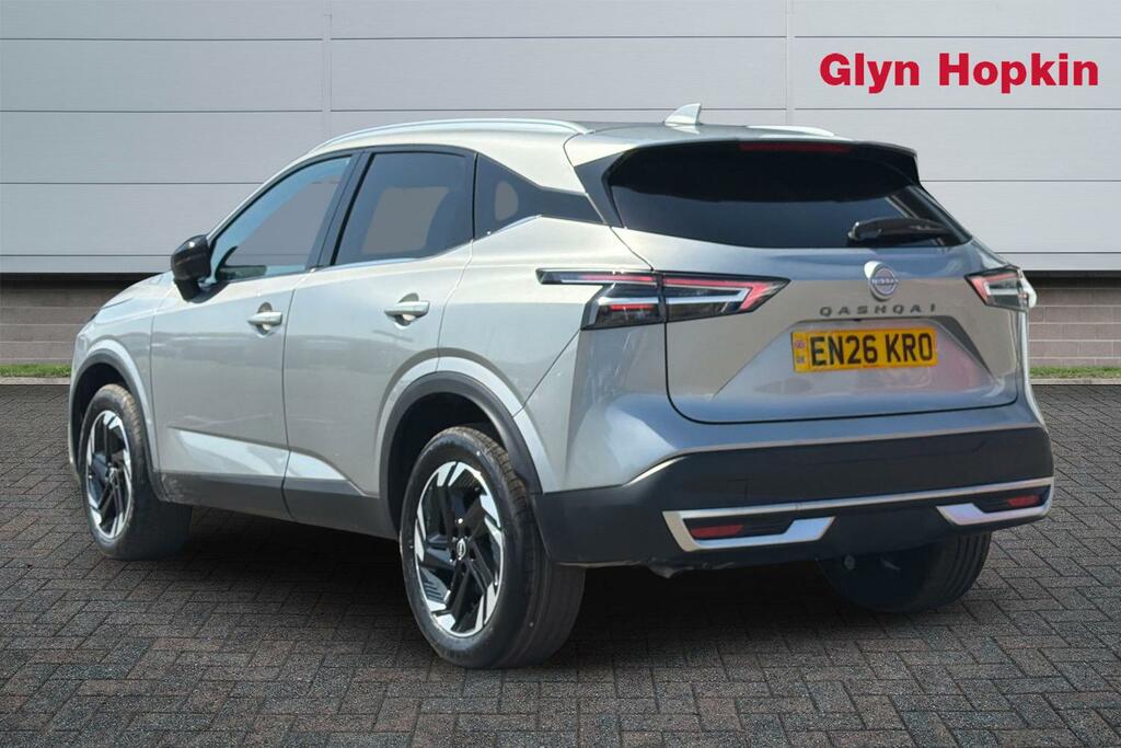 Nissan Qashqai 1.3 Dig-t Mh N-connecta Glass Roof EN26KRO Silver #5