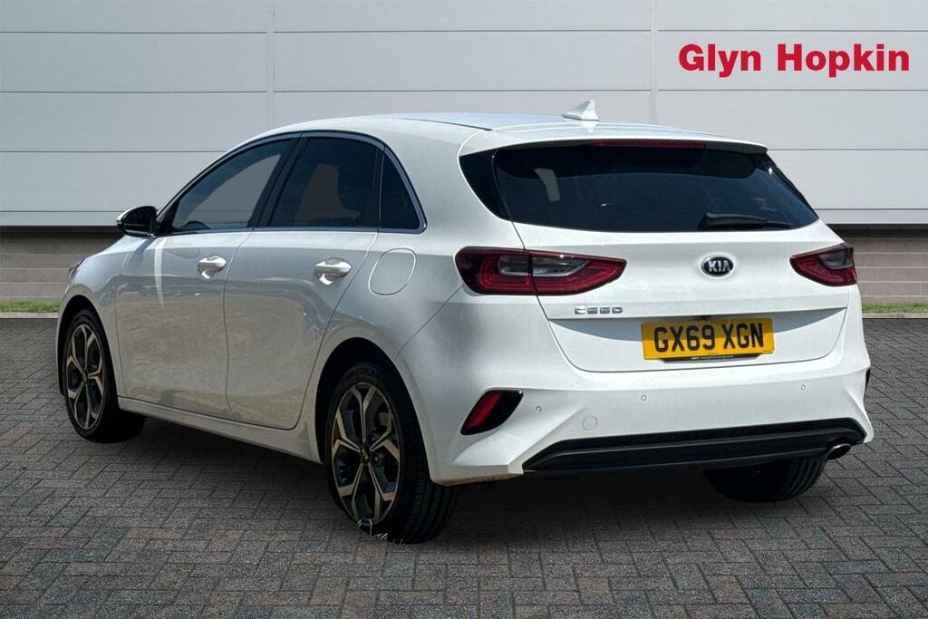 Kia Ceed 1.4T Gdi Isg 3 GX69XGN White #5