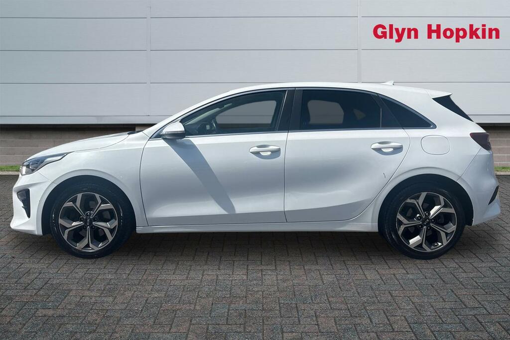 Kia Ceed 1.4T Gdi Isg 3 GX69XGN White #6
