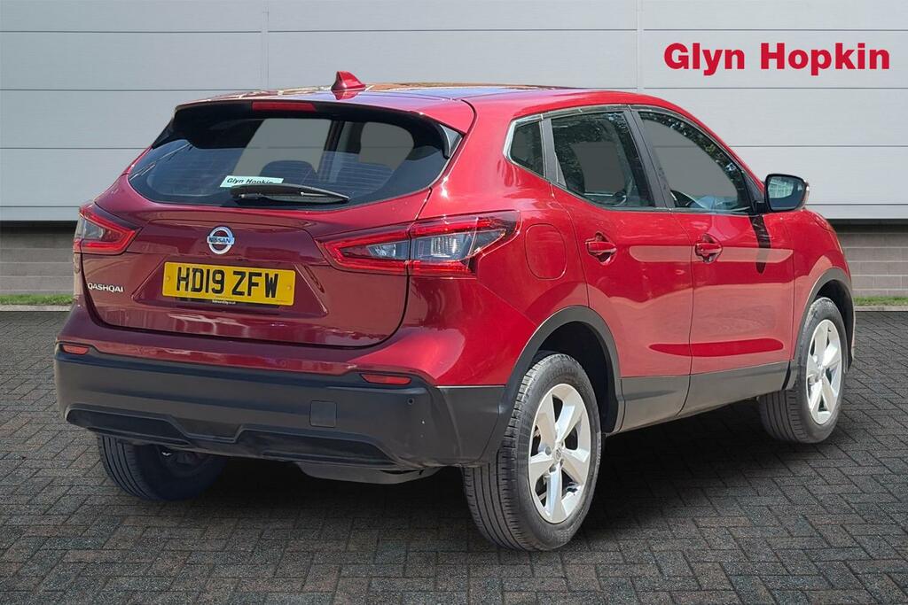 Nissan Qashqai 1.5 Dci 115 Acenta Premium Dct HD19ZFW Red #3