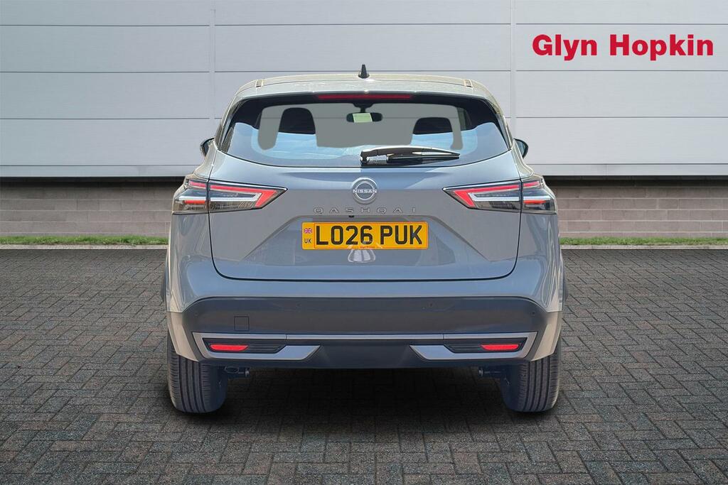 Nissan Qashqai 1.3 Dig-t Mh 158 Acenta Premium LO26PUK Grey #4