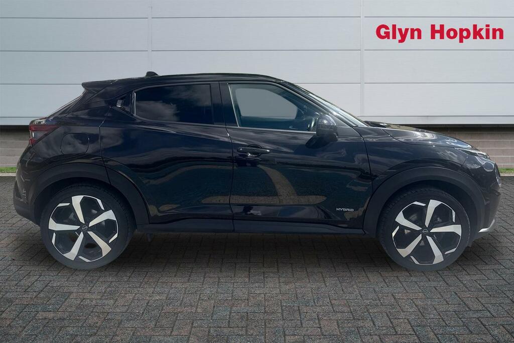 Nissan Juke 1.6 Hybrid Tekna EY72LZM Black #2