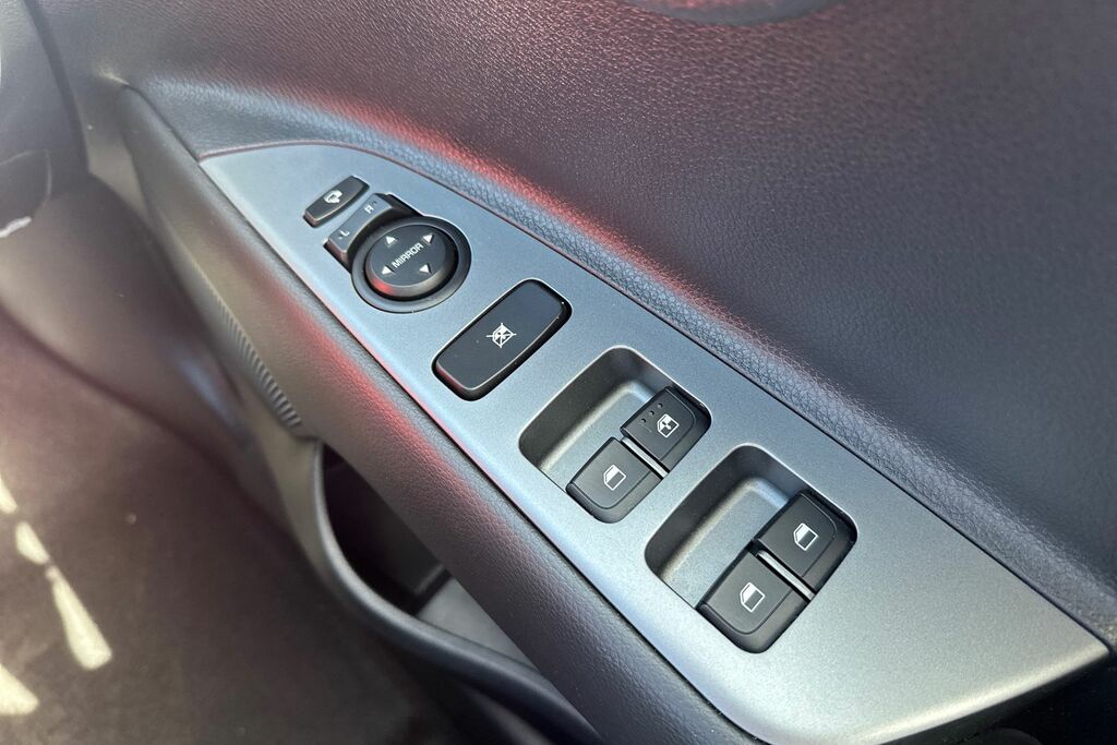 Kia Stonic 1.0 T-gdi Mhev Gt-line S Suv Hybrid Dct Blue #16