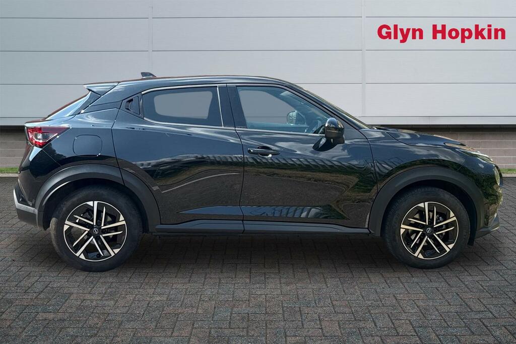 Nissan Juke 1.6 Hybrid N-connecta OV75FWJ Black #2