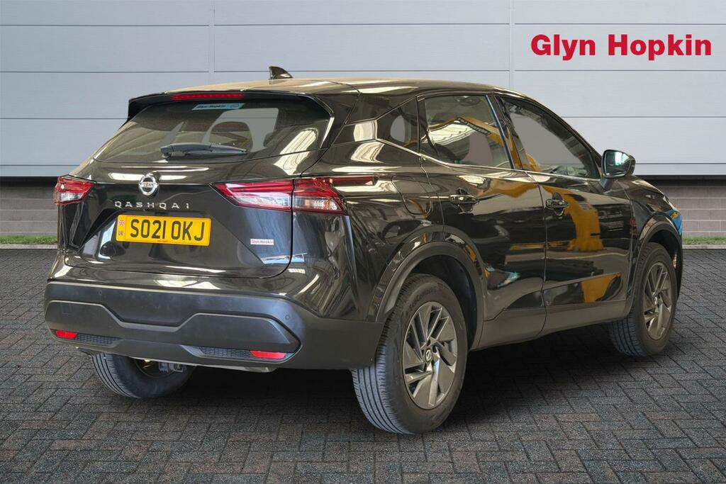 Nissan Qashqai 1.3 Dig-t Mh Acenta Premium SO21OKJ Black #3
