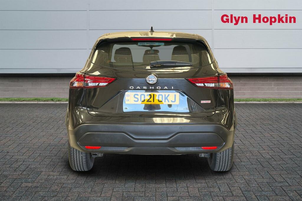 Nissan Qashqai 1.3 Dig-t Mh Acenta Premium SO21OKJ Black #4