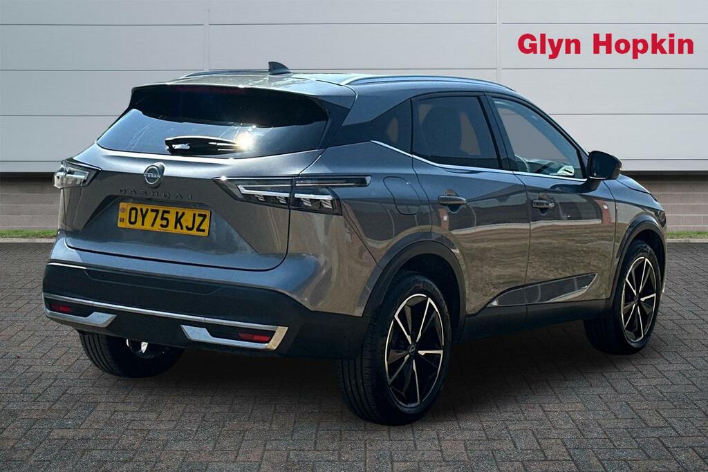 Nissan Qashqai 1.3 Dig-t Mh 158 Tekna Xtronic OY75KJZ #3