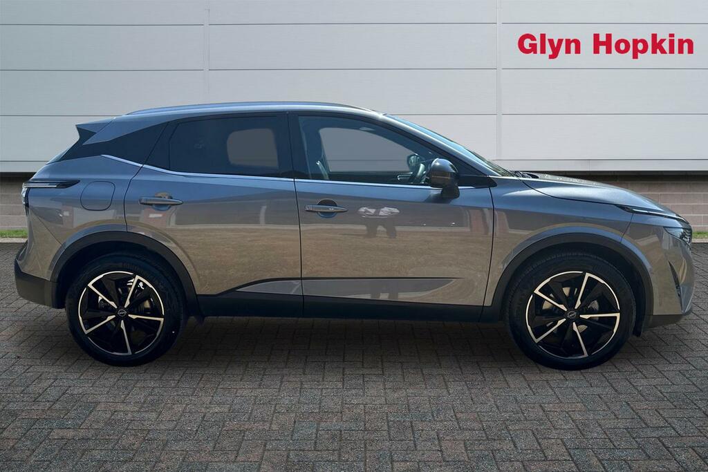 Nissan Qashqai 1.3 Dig-t Mh 158 Tekna Xtronic OY75KJZ #2