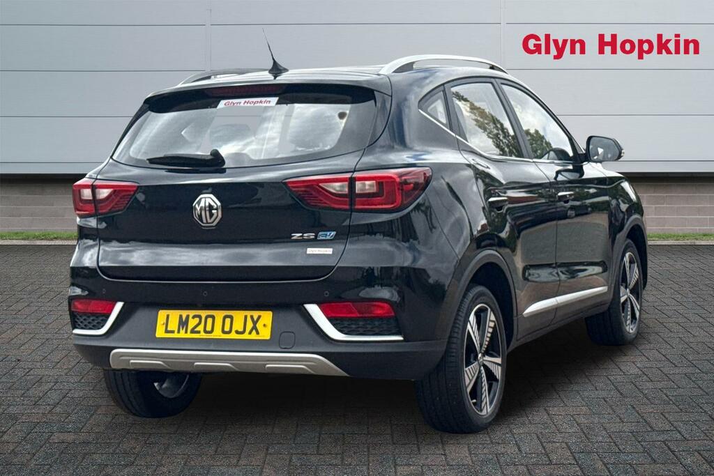 MG ZS 105Kw Exclusive Ev 45Kwh Black #3
