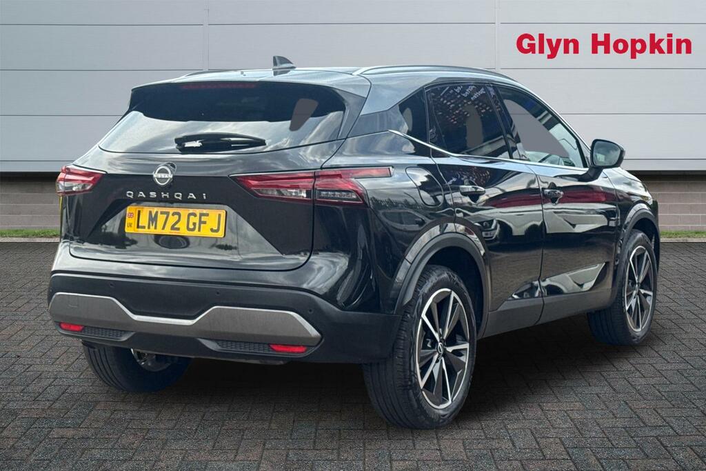 Nissan Qashqai 1.3 Dig-t Mh 158 Tekna Xtronic Black #3