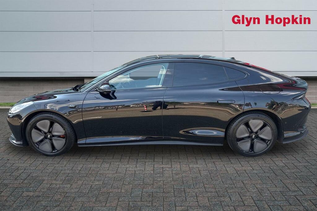 MG IM5 300Kw Long Range 100Kwh Black #6