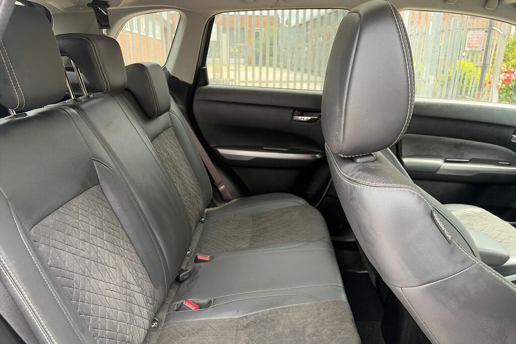 Suzuki Vitara Sz-t Hev Grey #40