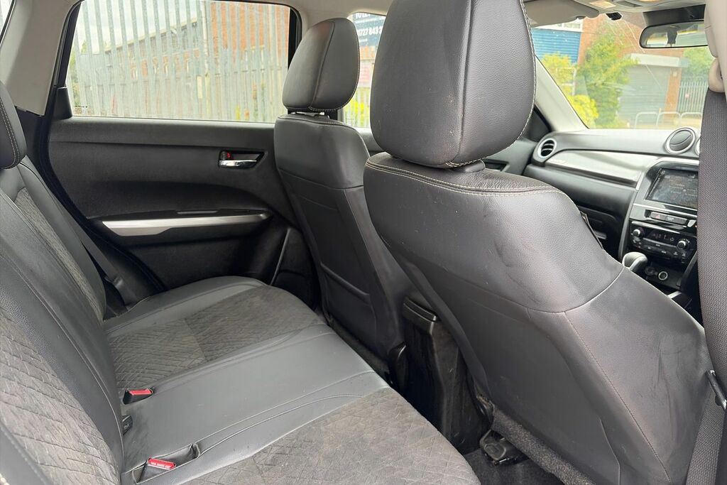 Suzuki Vitara Sz-t Hev Grey #39