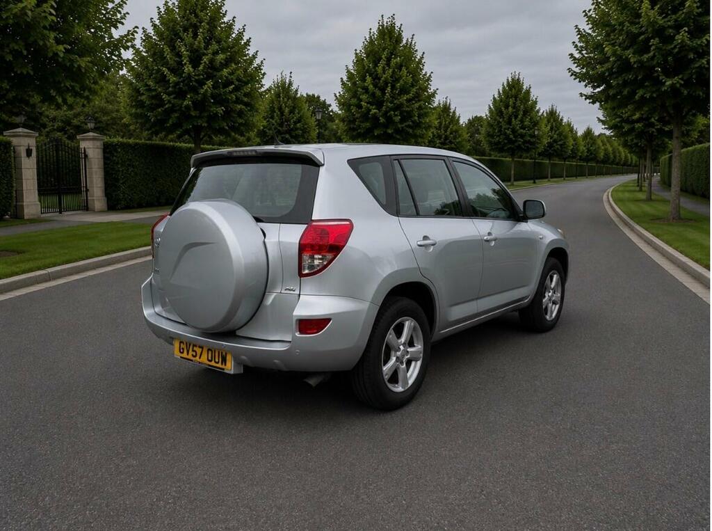 Toyota Rav 4 Suv 2.0 Xt4 4Wd 200757 Silver #7