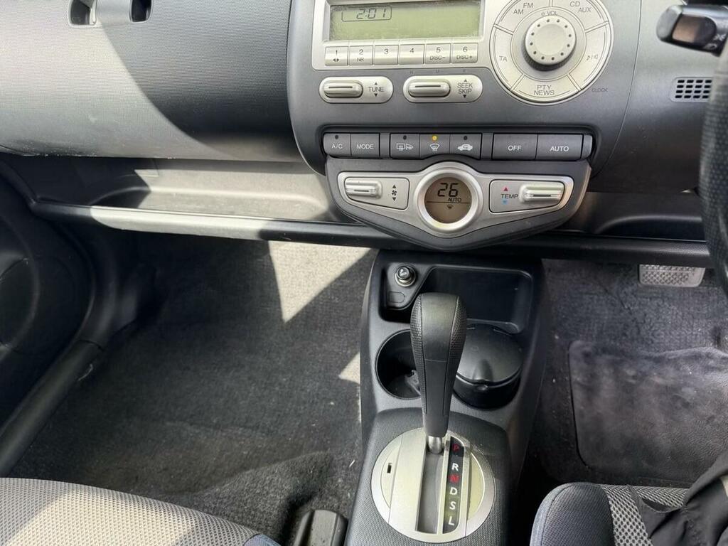 Honda Jazz 1.3 Dsi Sport 82 Bhp Black #9