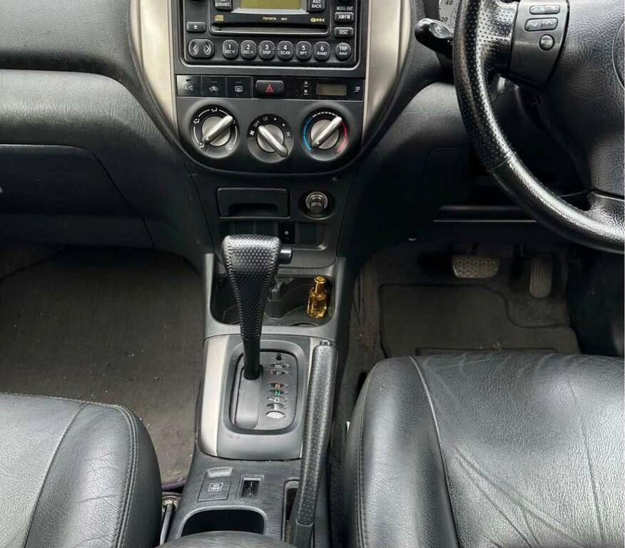 Toyota Rav 4 Black #7