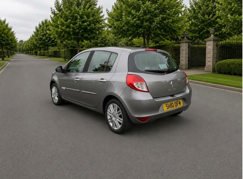 Renault Clio Initiale Tomtom Grey #4