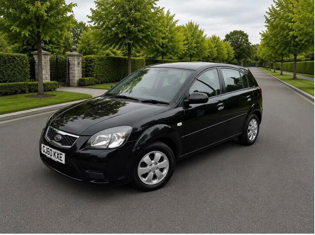 Kia RIO 2 Black