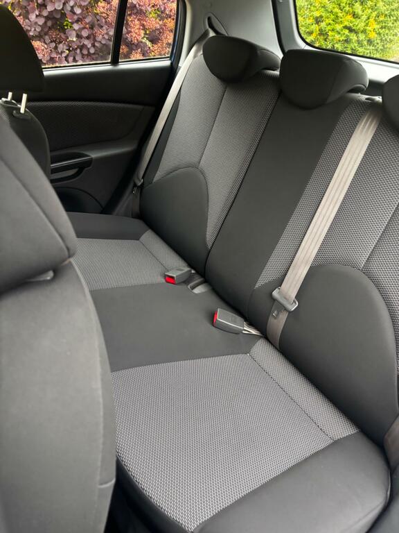 Kia RIO 1.4 Domino Black #9