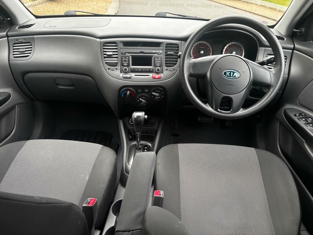 Kia RIO 1.4 Domino Black #7