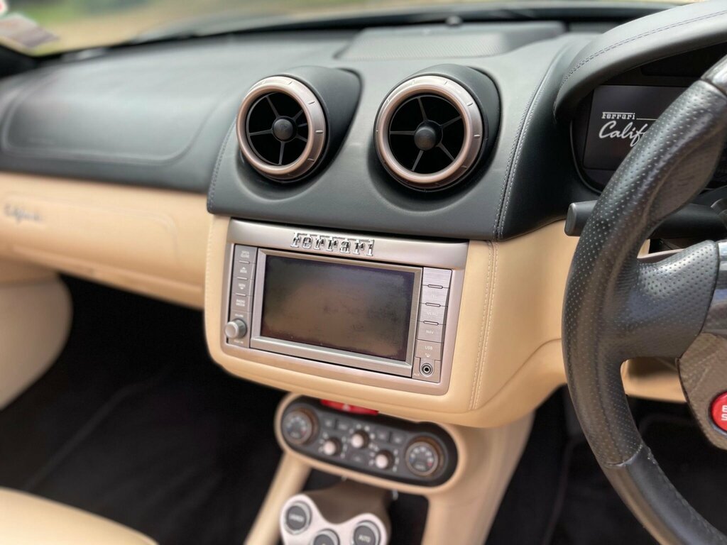 Ferrari California Plus 2 Red #26