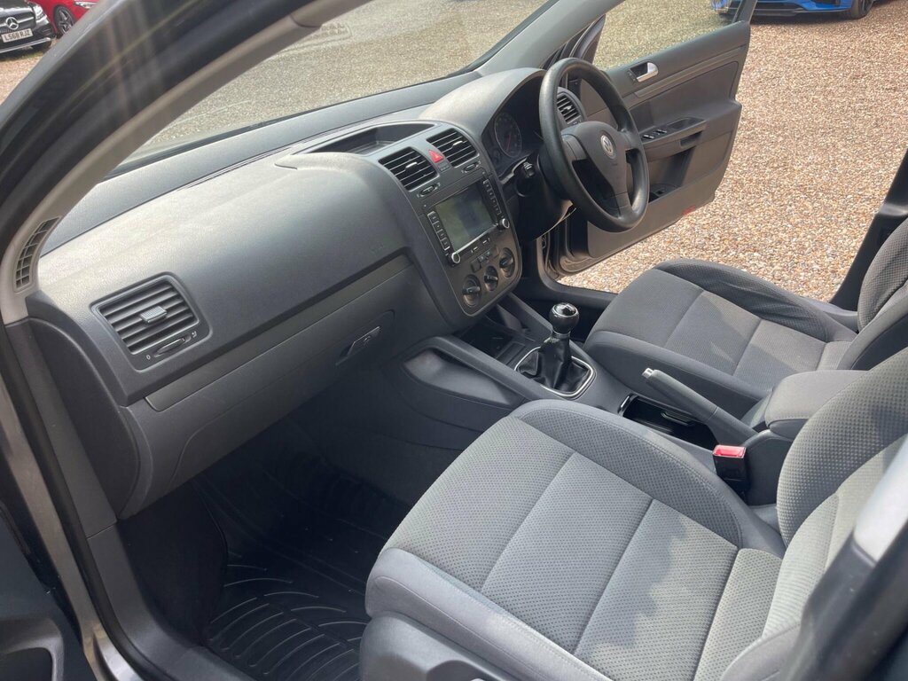 Volkswagen Golf 1.6 Fsi Se Black #14