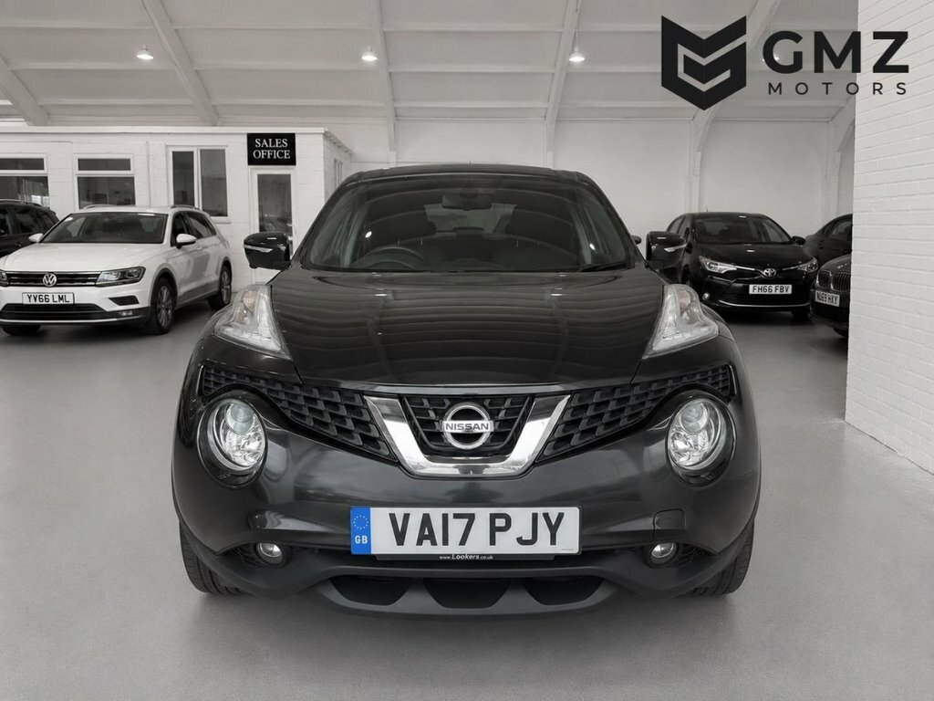 Nissan Juke 1.6L Tekna Black #2