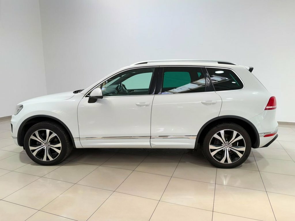 Volkswagen Touareg 3L R-line DC15NZX White #6