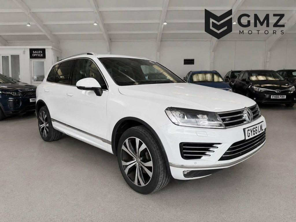 Volkswagen Touareg 3L R-line White