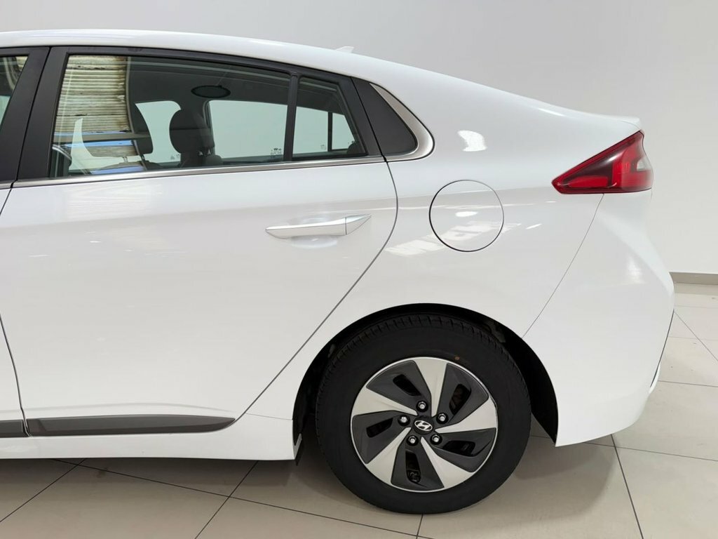 Hyundai Ioniq 1.6L Premium Se RA68NRJ White #6