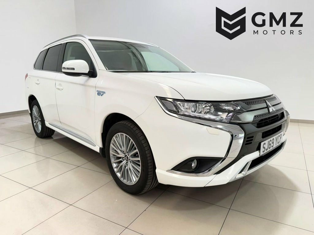 Mitsubishi Outlander 2.4L Design White